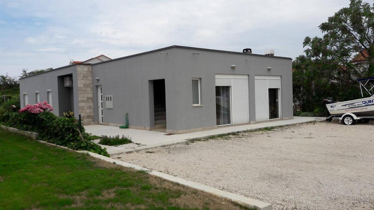 Apartments With A Parking Space Nin, Zadar - 13571 Esterno foto
